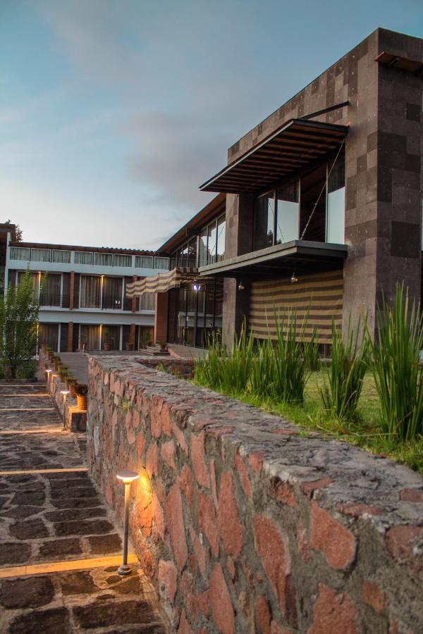 Hotel Rancho Tabachines Ситакуаро Экстерьер фото
