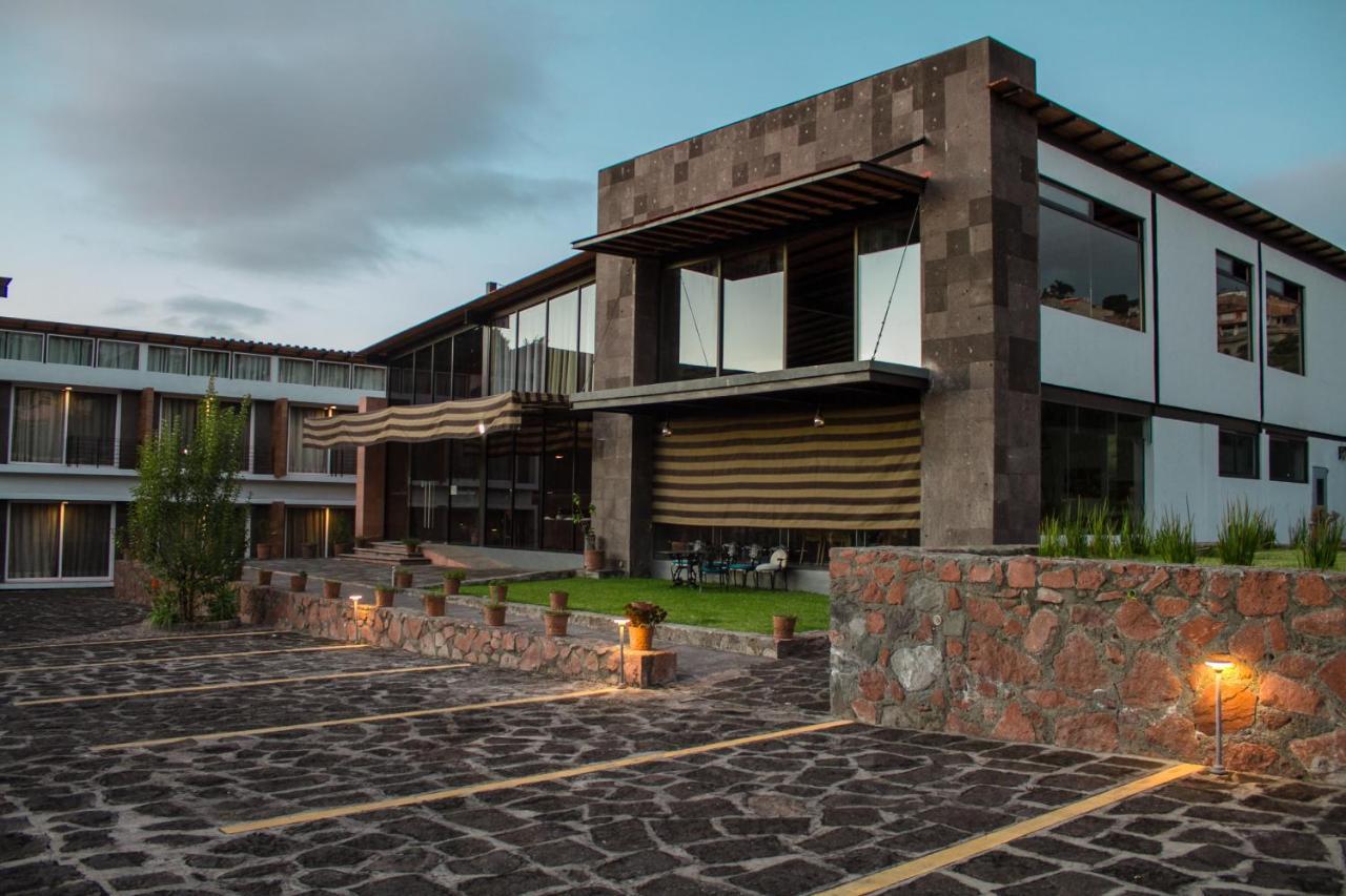 Hotel Rancho Tabachines Ситакуаро Экстерьер фото