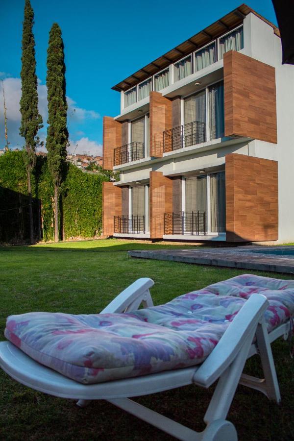 Hotel Rancho Tabachines Ситакуаро Экстерьер фото